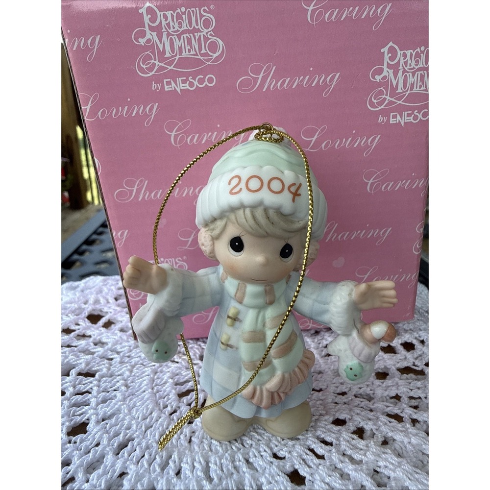 Precious Moments S'Mitten With the Christmas Spirit Ornament 2004 117784